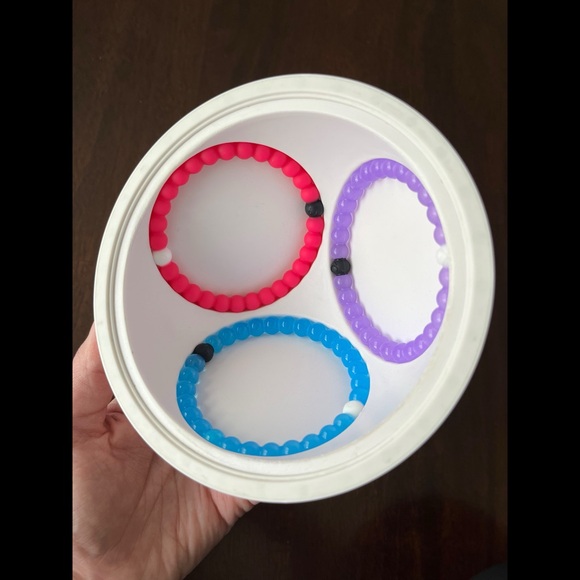 LE "The Lokai Pact" Set of Six (6) 2016 Lokai Bracelets - Picture 5 of 15